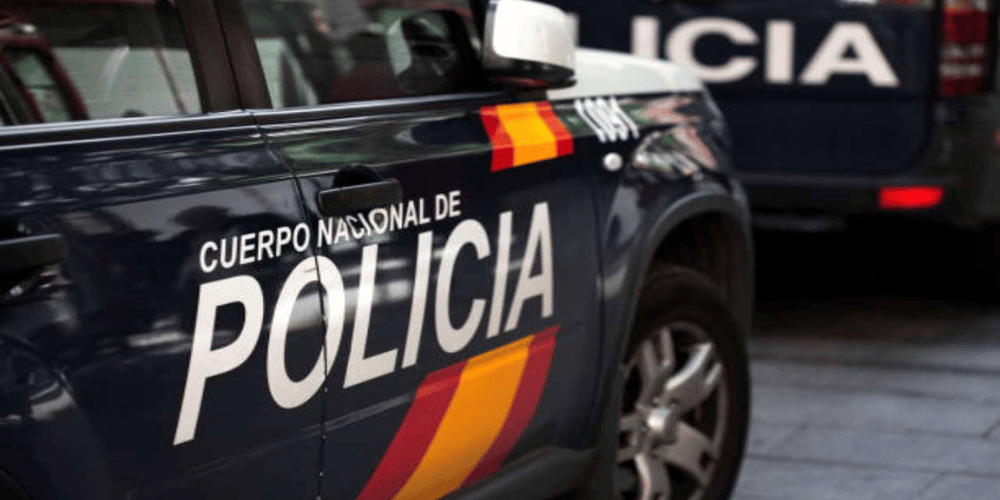 Detenida una mujer por intentar estrangular a su hija de 1 año en Las Palmas