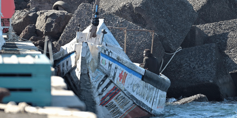 Pakistán confirma 21 sobrevivientes del cayuco que naufragó cuando se dirigía a Canarias