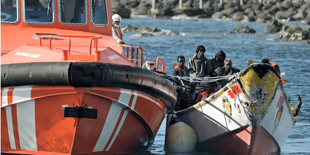 al-menos-5-embarcaciones-mas-300-inmigrantes-llegado-canarias-24-horas-notidigitalcanarias.com