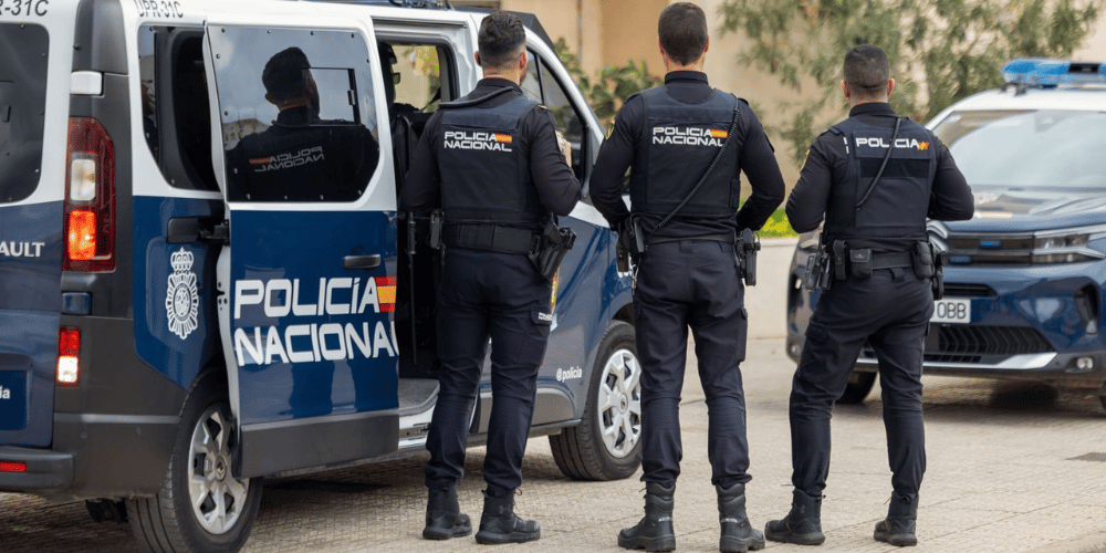 Investigan secuestro de una mujer y su hijo de 19 años en su vivienda de El Salobre, Gran Canaria