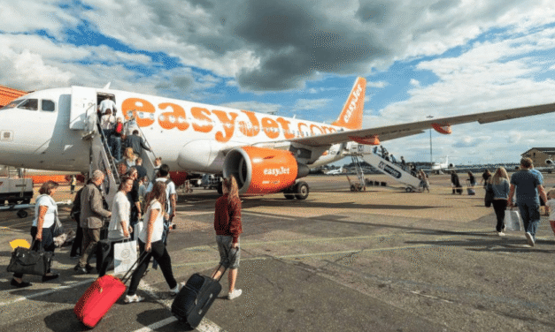 Vuelo con destino a Fuerteventura sufre emergencia por humo en la cabina