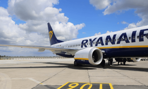 Ryanair ‘paga’ con Canarias su conflicto con Aena por la subida de tasas