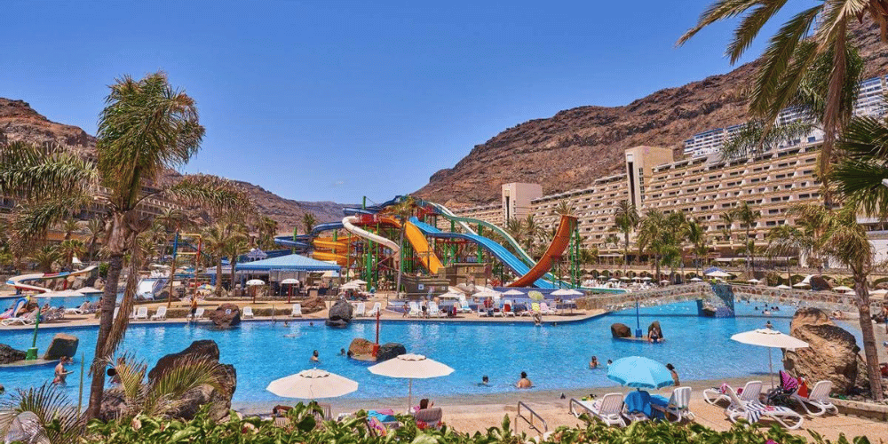 Niña de 4 años en estado muy grave tras ahogarse en el parque acuático Lago Taurito de Gran Canaria